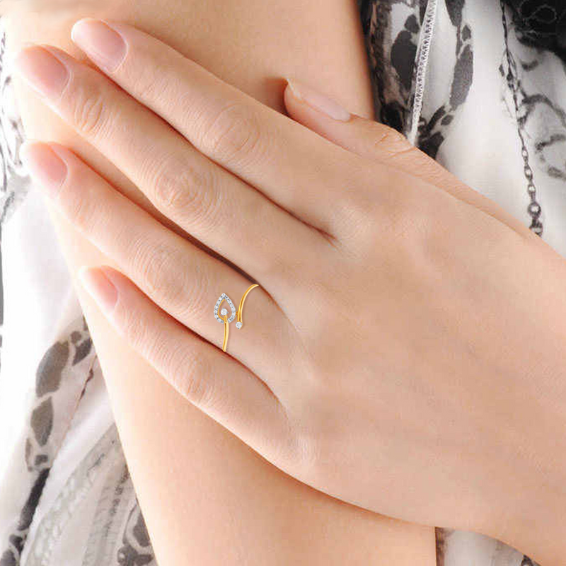 Budding Dazzle Diamond Ring
