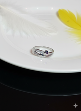 Pave Curve Heart Ring